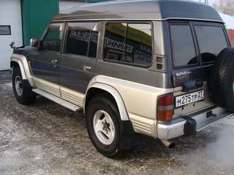 Nissan Safari