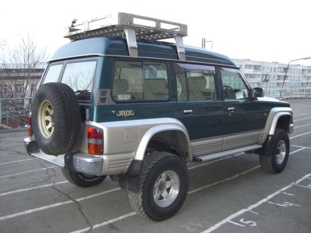 1995 Nissan Safari