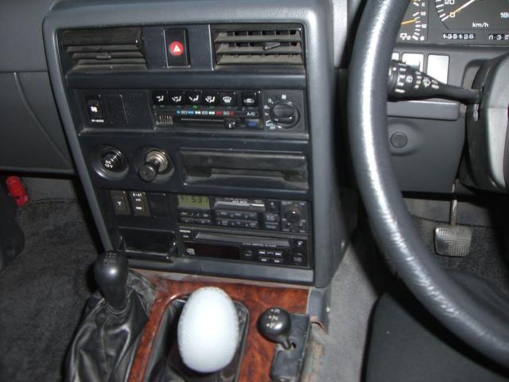 1995 Nissan Safari