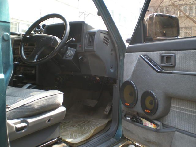 1995 Nissan Safari