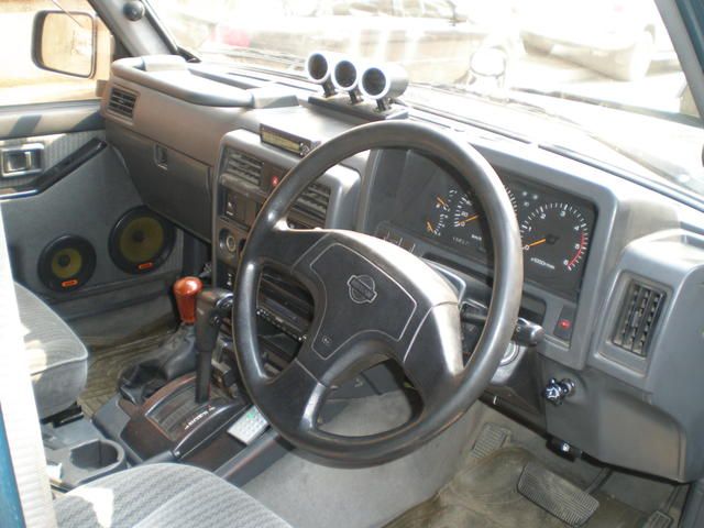 1995 Nissan Safari