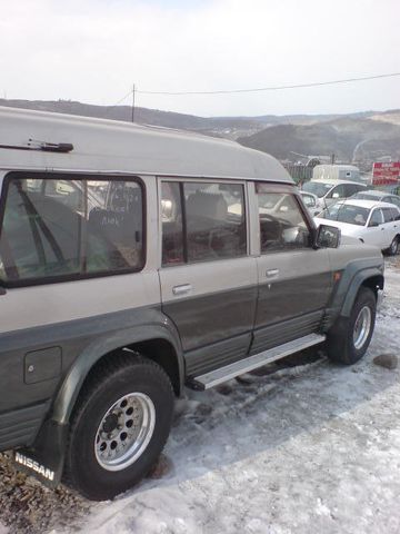 1995 Nissan Safari
