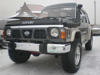 1996 Nissan Safari