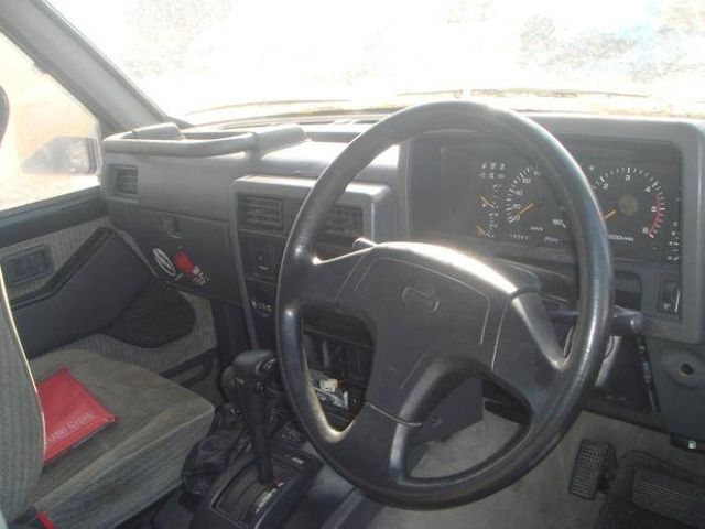 1996 Nissan Safari