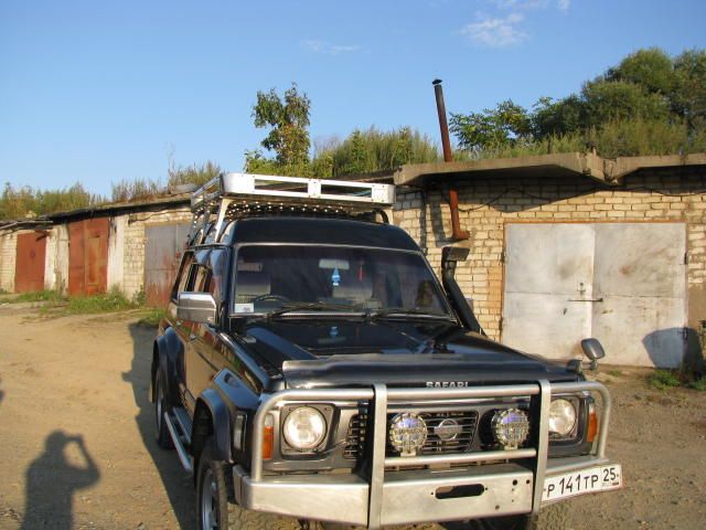 1996 Nissan Safari