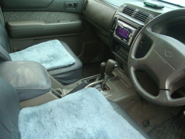 1997 Nissan Safari