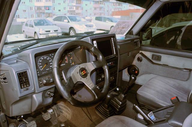 1997 Nissan Safari