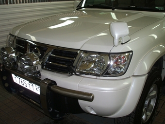1998 Nissan Safari