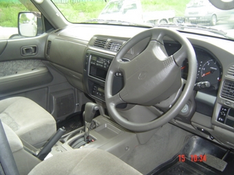 1998 Nissan Safari