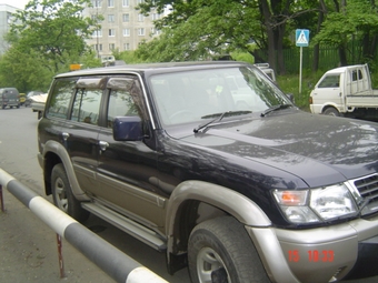 1998 Nissan Safari