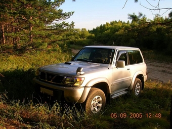 1998 Nissan Safari