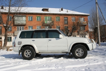 Nissan Safari