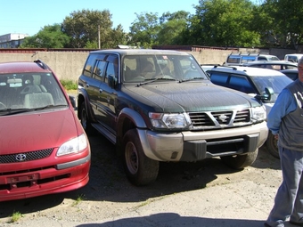 1998 Nissan Safari