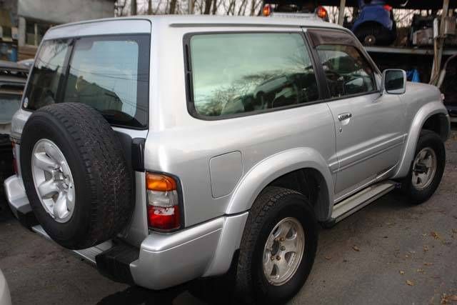 1998 Nissan Safari