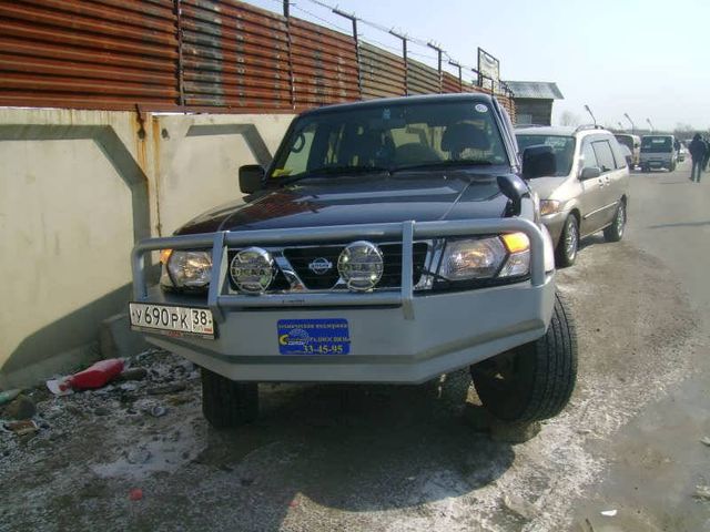 1998 Nissan Safari