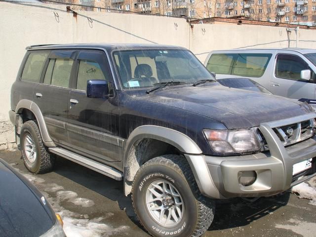1998 Nissan Safari