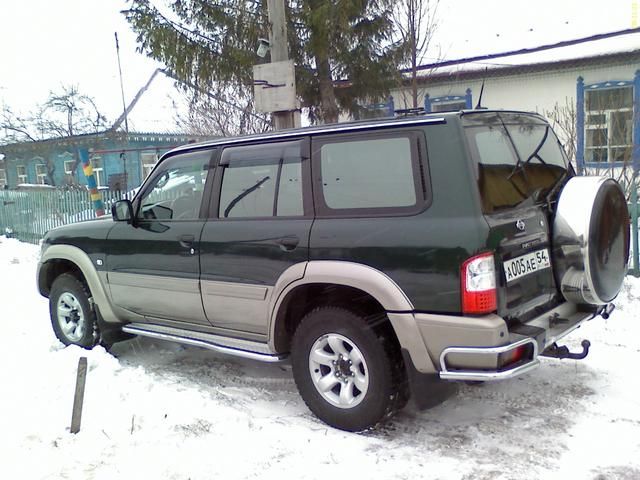 1998 Nissan Safari