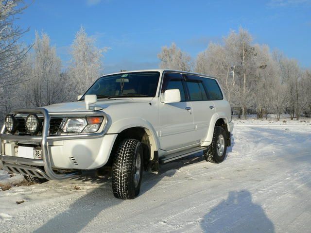 1998 Nissan Safari