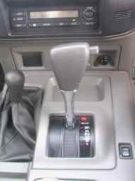 1998 Nissan Safari Pictures