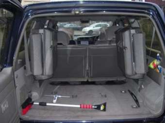 1998 Nissan Safari Photos