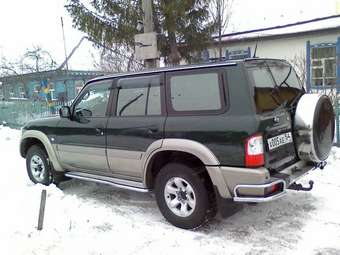 1998 Nissan Safari Pictures