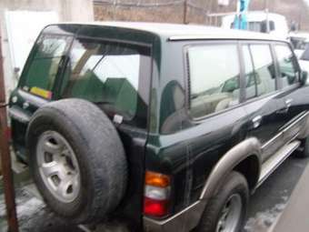1998 Nissan Safari Pictures