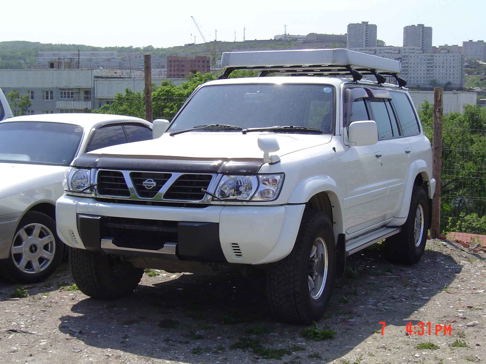 1999 Nissan Safari