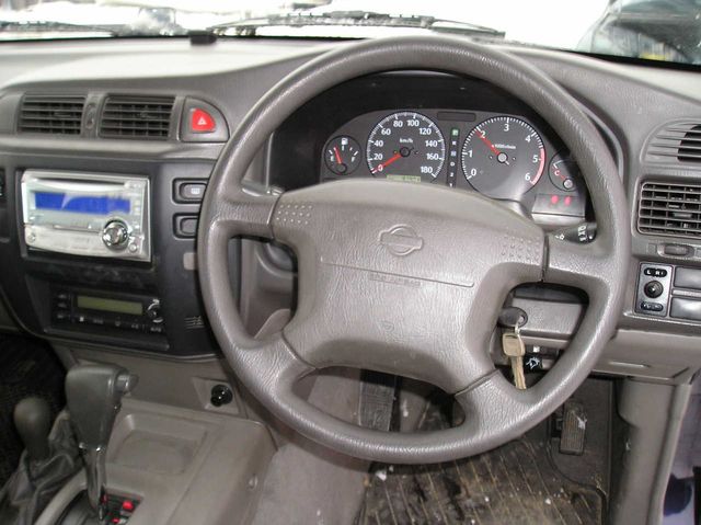 1999 Nissan Safari