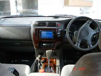 Nissan Safari