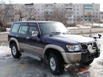 Nissan Safari