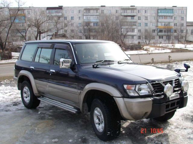 1999 Nissan Safari