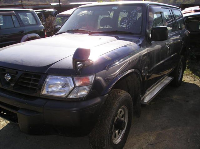 1999 Nissan Safari