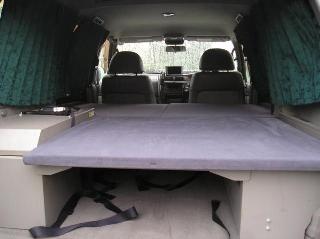 1999 Nissan Safari