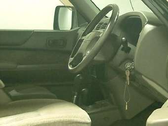 1999 Nissan Safari Pics