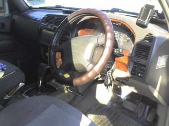 1999 Nissan Safari Pictures