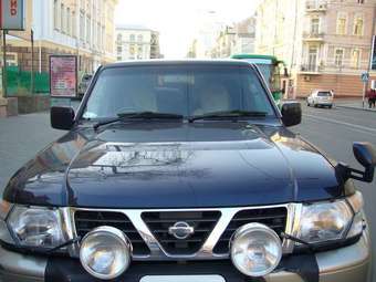 1999 Nissan Safari Pictures