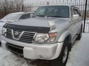 1999 Nissan Safari Pictures