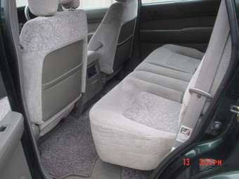 1999 Nissan Safari Pictures