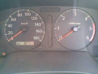 1999 Nissan Safari Pictures