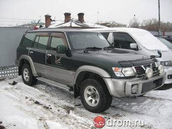 1999 Nissan Safari Wallpapers