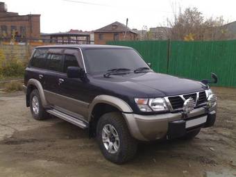 1999 Nissan Safari Photos