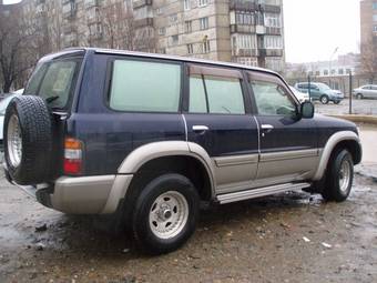 1999 Nissan Safari Pics