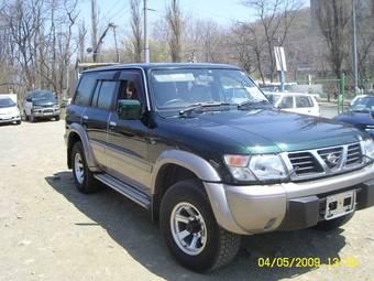 1999 Nissan Safari Pictures