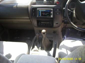 1999 Nissan Safari Pictures