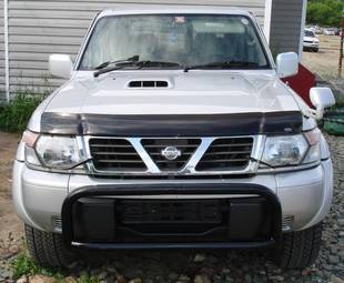 1999 Nissan Safari Pictures