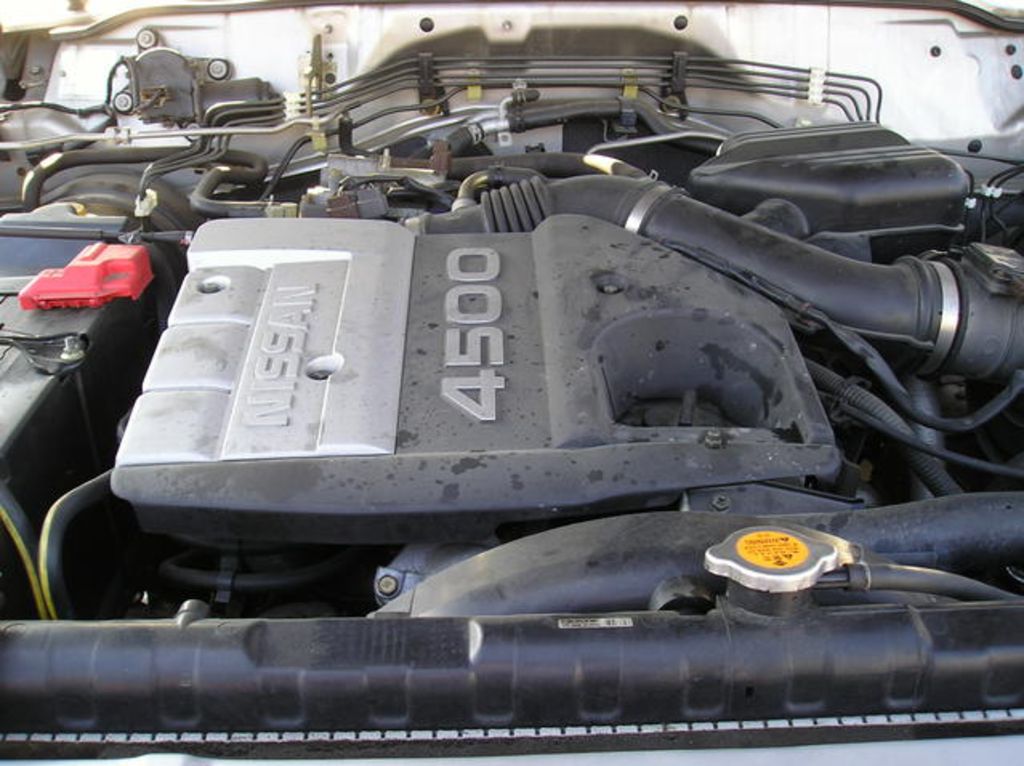 2000 Nissan Safari