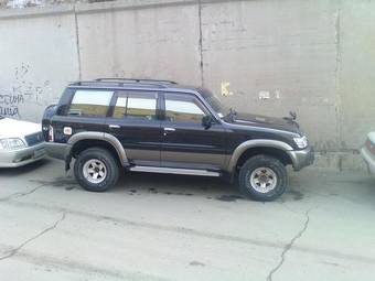 2000 Nissan Safari Pictures