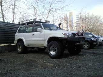 2001 Nissan Safari Pictures