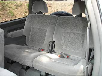 2001 Nissan Safari Photos