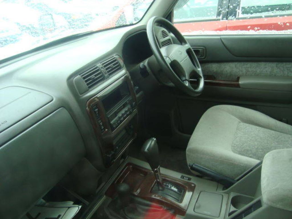 2002 Nissan Safari